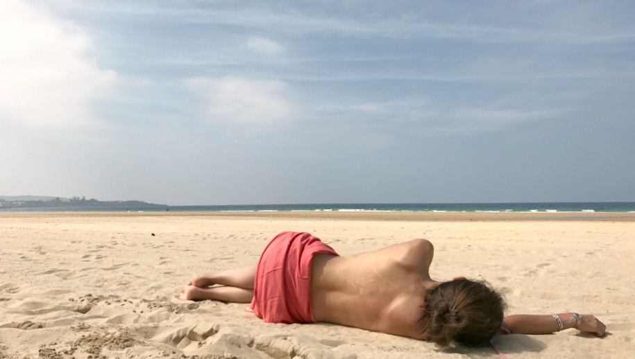 yoga, ayurveda, lifestyle, mujer