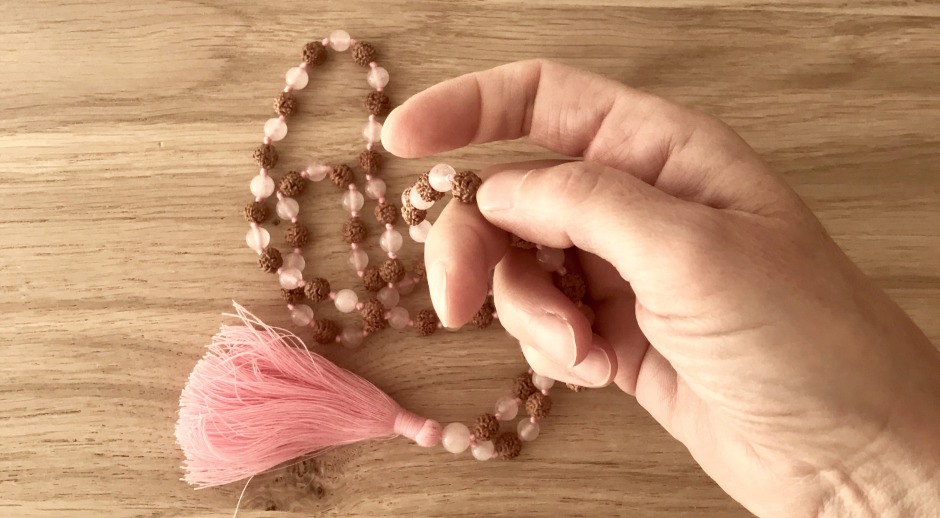 yoga, ayurveda, meditación, mantra