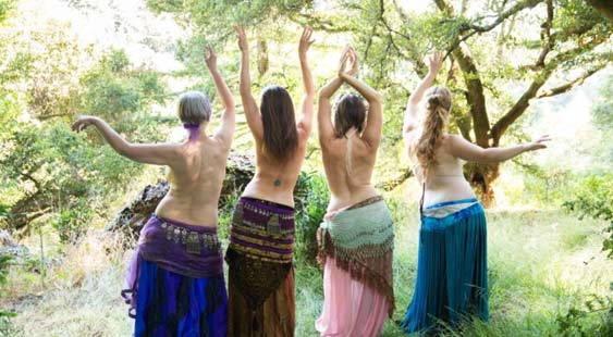 yoga, ayurveda, lifestyle, mujer